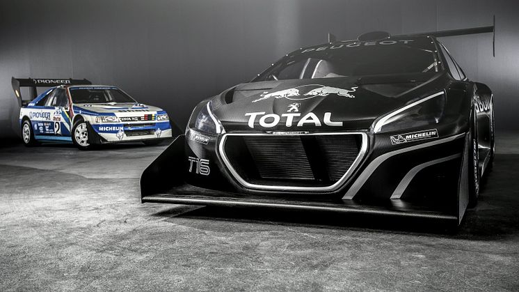 Peugeot og 208 T16 Pikes Peak jagter sejren på bjergtinden