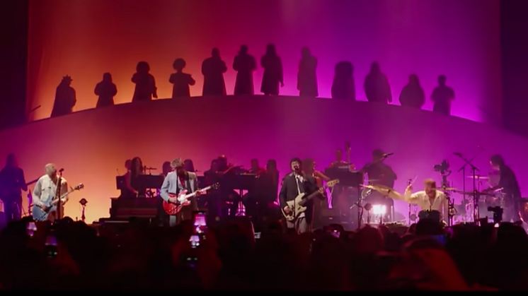 VIDEO. 5 Seconds Of Summer släpper officiell video och live-video från Royal Albert Hall av "Bad Omens" 
