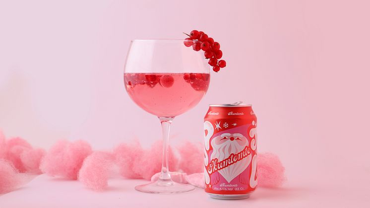 Hannas Skumtomte tassar in på hyllorna