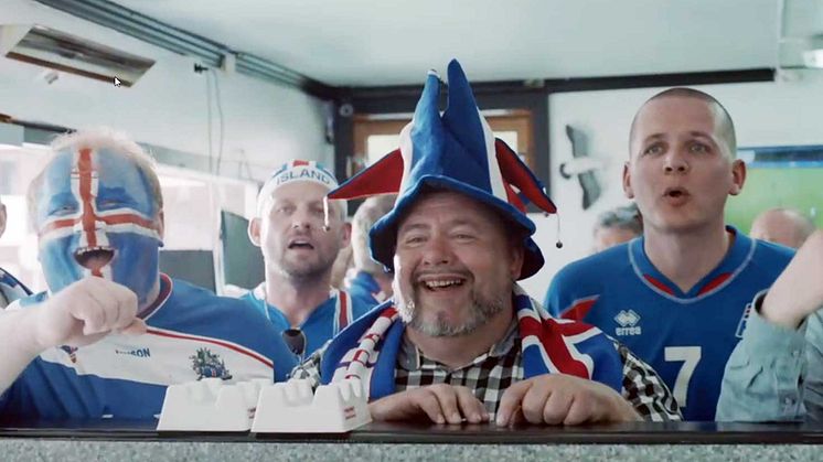 FOLKETS FAVORITTER: Islendingenes innsats i fotball-EM engasjerte mange gamle og nye Oddsen-kunder. Her fra Norsk Tippings reklamefilm til EM. 