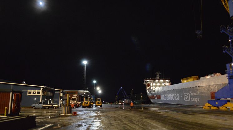 Piteå hamn miljösatsar med LED mastbelysning