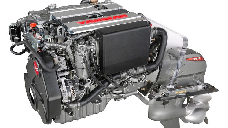 Hi-res image - YANMAR - YANMAR 4LV marine diesel engine with ZT370 sterndrive 