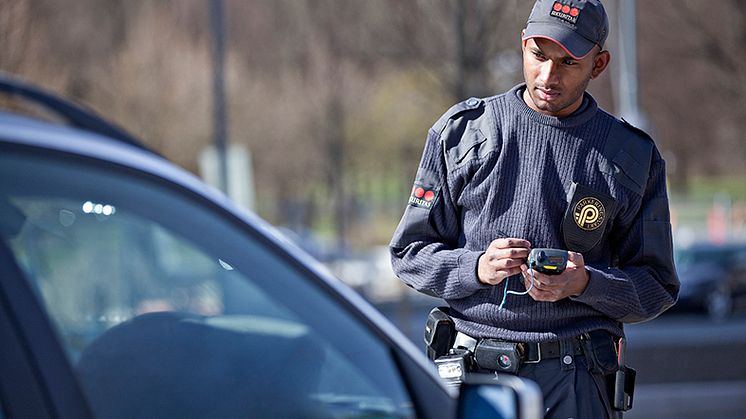 Från och med idag, 1 februari 2022, tar Securitas över parkeringsövervakningen i Vallentuna kommun. Foto: Securitas Sverige AB.