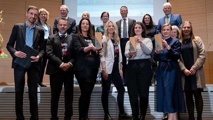 Strahlende Gewinner der Tourismuspreises Land Brandenburg 2023 (Gruppenbild). Foto: TMB-Fotoarchiv/Yorck Maecke