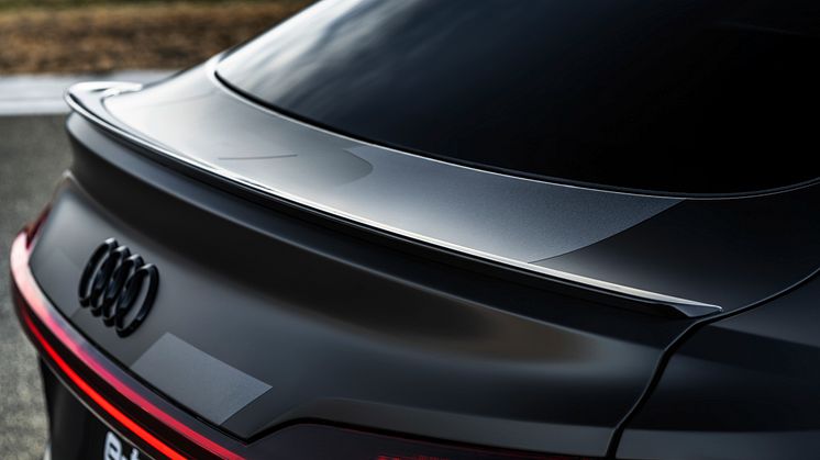 Audi e-tron Sportback S i design camouflage