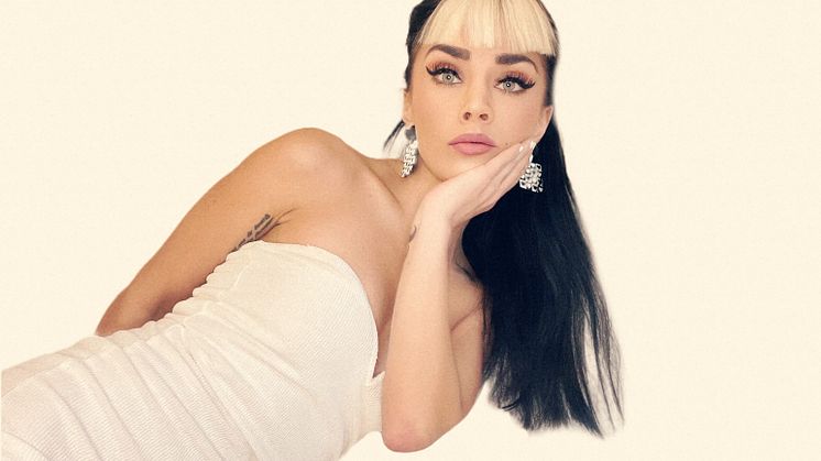 Jasmine Kara - pressbild