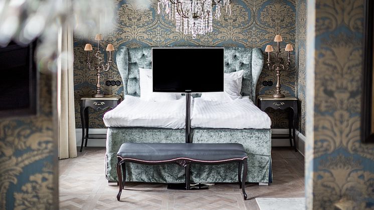 hotellrum-De-luxe-royal-svit-DLROY-136-varberg-stadshotell-9846.jpg