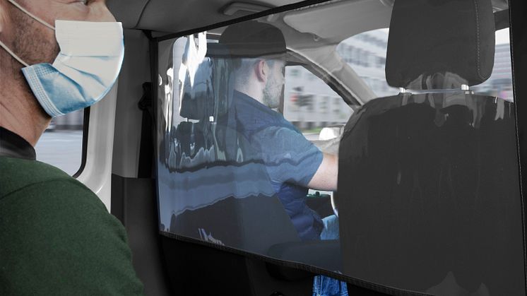 Přepážky lze namontovat do čtyř různých konfigurací podle potřeb provozovatele
