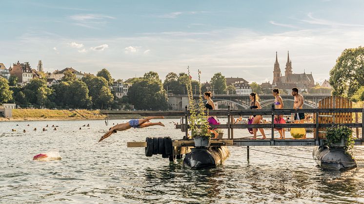 ST_3x2_Basel-Rhine-Swimming_(c)_Switzerland Tourism : Christian Meixner.jpg