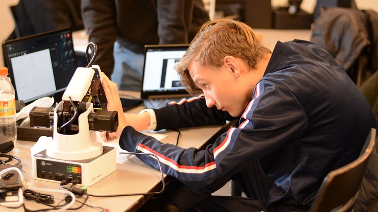 I dyb koncentration med Dobot
