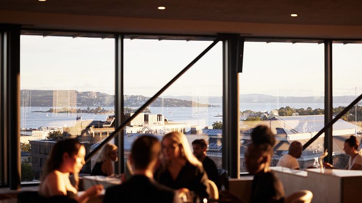 Strawberry (tidligere Nordic Choice Hotels) bransjevinner for fjerde år på rad. Her fra restaurant TAK med utsikt over Oslo. 
