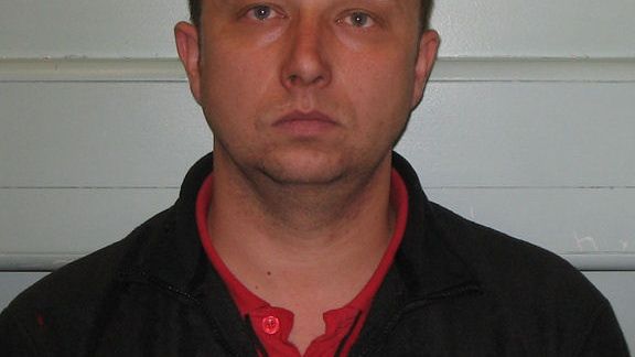 Op Zither - Cigarette smuggling gang jailed - Kardas
