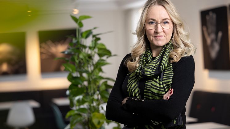 "IPCC:s nya klimatrapport var glasklar med att vi alla måste öka takten i omställningen. Den här uppkomna situationen är vansinne, ett självmål i Sveriges klimatarbete", Maria Sunér, vd Svemin.