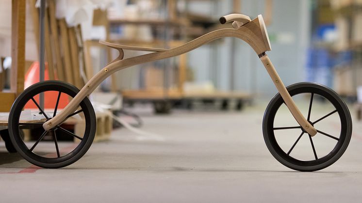 Laminocykeln, en barncykel baserad på delar från en Laminofåtölj