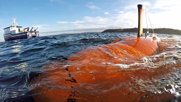 Hi-res image - Kongsberg Maritime - The team demonstrated the USV Maxlimer's unique ability to launch and recover a KONGSBERG HUGIN AUV