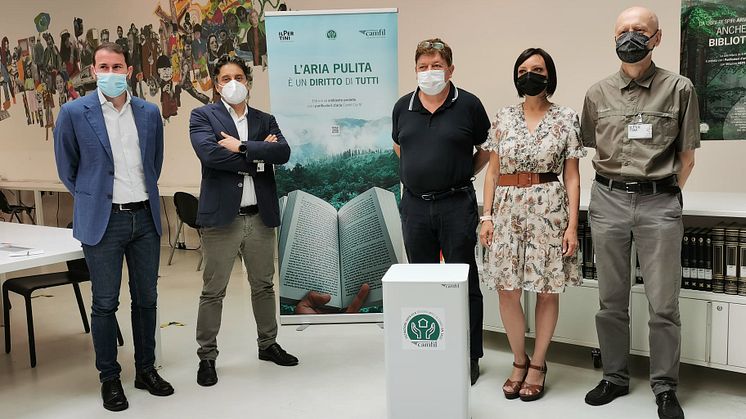 Giacomo Ghilardi (Mayor of Cinisello Balsamo), Luciano Rogato (Managing Director of Camfil Italy), Moreno Veronese (Manager of the Culture sector), Daniela Maggi (Councilor for Culture), Giulio Fortunio (Library Manager)