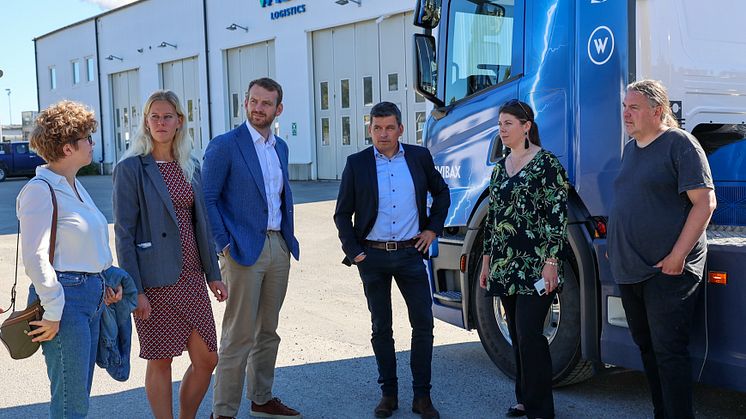 Jakop Dalunde (MP), EU-parlamentariker besöker Wibax