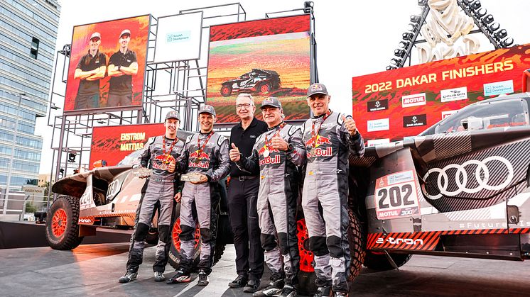 Dakar Rally 2022, Emil Bergkvist, Mattias Ekström, Sven Quandt, Carlos Sainz, Lucas Cruz