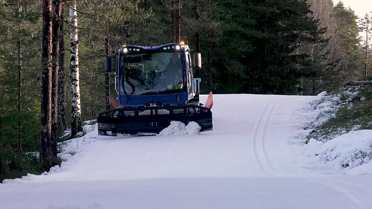 STOCKBILDER: Snöläggning i arenan