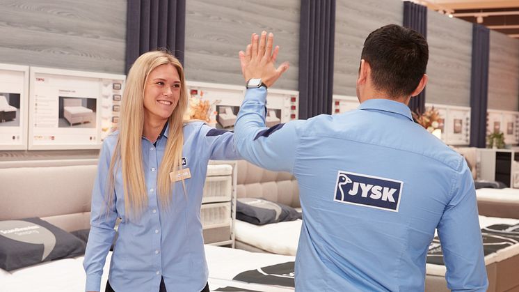 I gennemsnit har hver butiksmedarbejder, der har modtaget bonus, fået udbetalt 6.100 kroner.