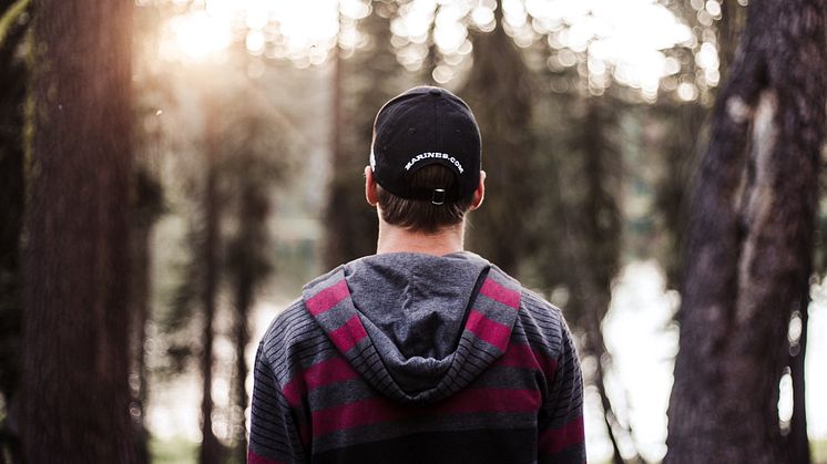 Bidrag från Mönners fond och stödet från Skyddsvärnet var avgörande för att Emil kunde vända sitt liv. Foto: unsplash.com