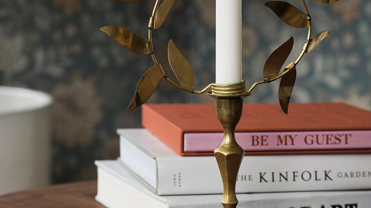 Alicia_Image_Detail_Livingroom_Item_2005_PR