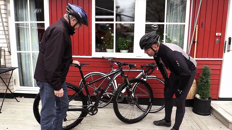 Stöldskyddsmärk din cykel som skydd mot stöld - ISR-märkning