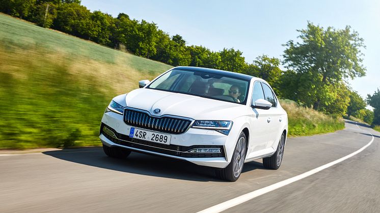 ŠKODA SUPERB iV