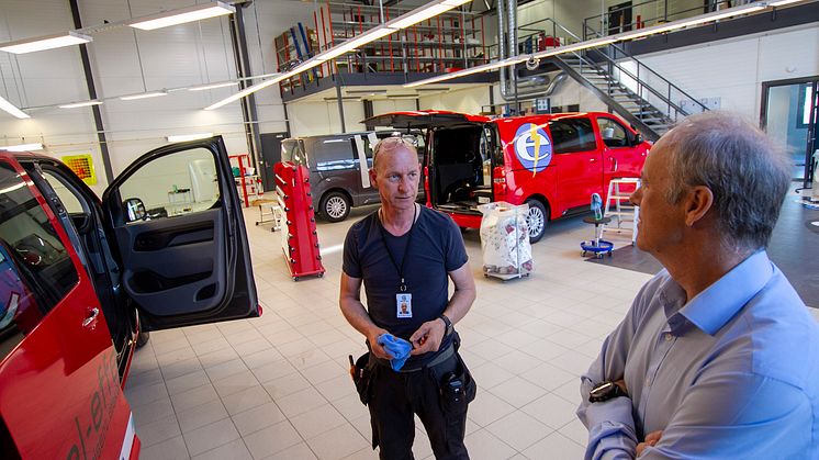 Full fres i ny produksjonshall hos Grintek i Skoppum