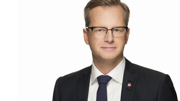 Damberg i diskussion om maktskifte
