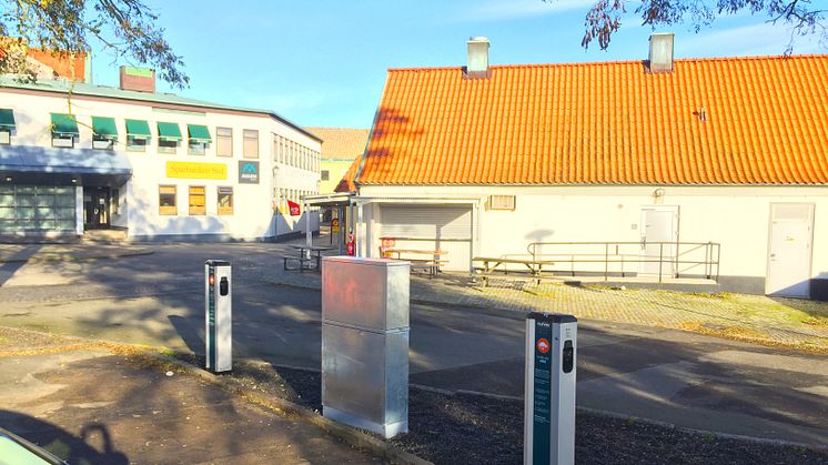 De två nya laddstationerna från CLEVER i Simrishamn