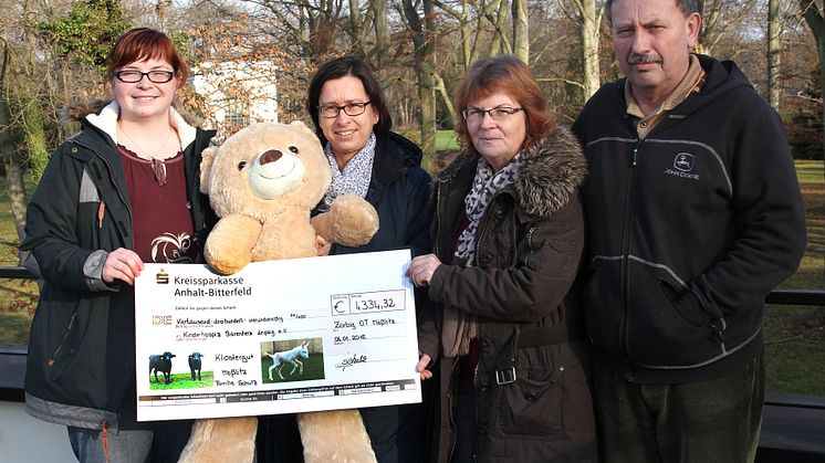  Krippenspiel auf dem Bauernhof: Gäste und Bärenherz sind begeistert