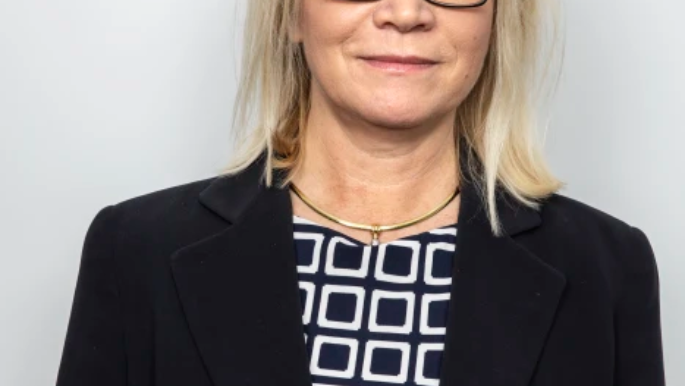 Charlotta Broberg (M), Fastighets- och serviceregionråd