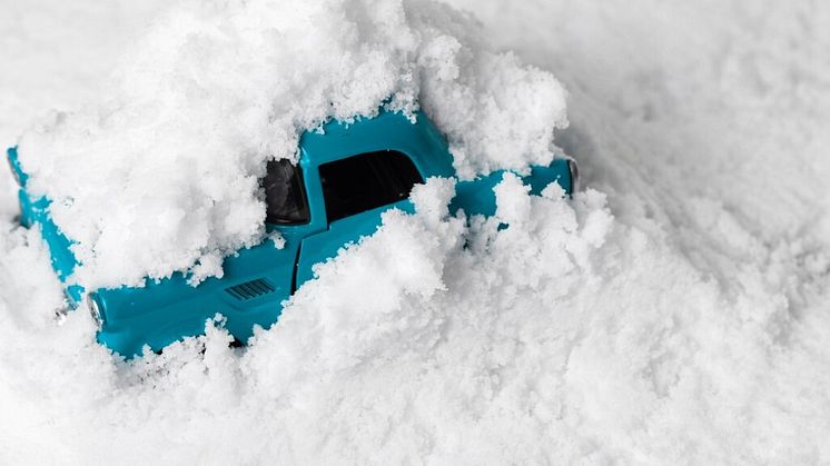 Snöovädret påverkar hemtjänst, skolskjuts och föräldraföreläsning ikväll