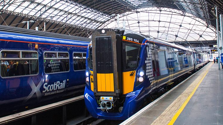 Class 385 arriving at Glasgow Queen Street Station