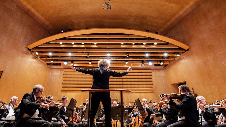 Göteborgs Symfoniker och chefdirigenten Santtu-Matias Rouvali.