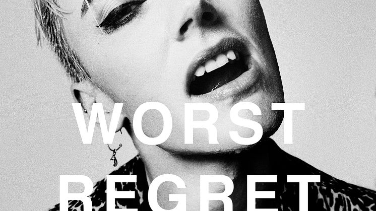 Felin Worst Regret Omslag Fredrik Etoall