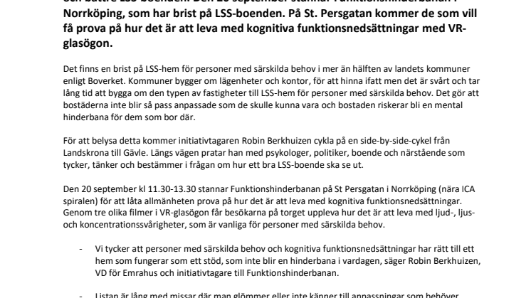 Norrköpingsbor får prova på att leva med funktionsvariation med VR-glasögon