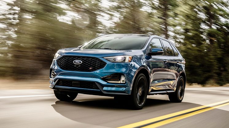 2019-Ford-Edge-ST-4