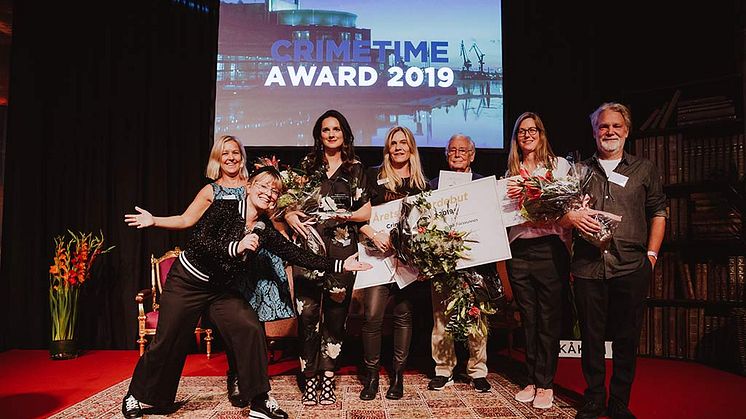 Tina Frennstedt, Jan Mårtenson, Sofie Sarenbrant, Martin Widmark och Helena Willis vann Crimtime Award förra året. / Foto: Natalie Greppi.