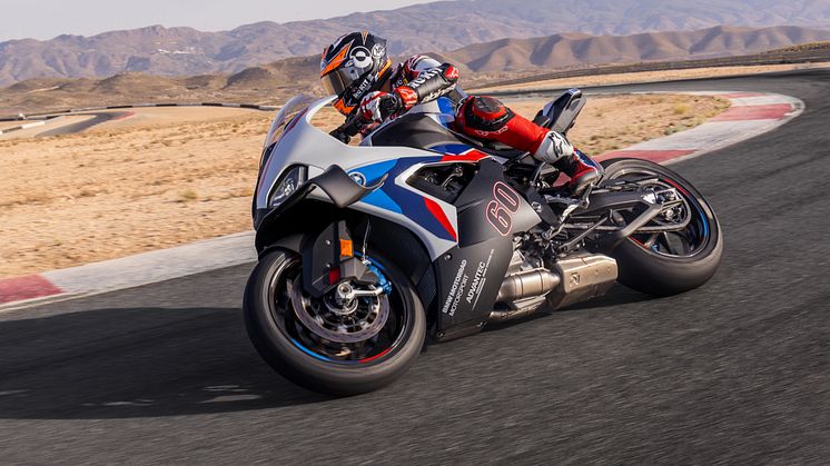 Motorrad: Superbikes og roadsters
