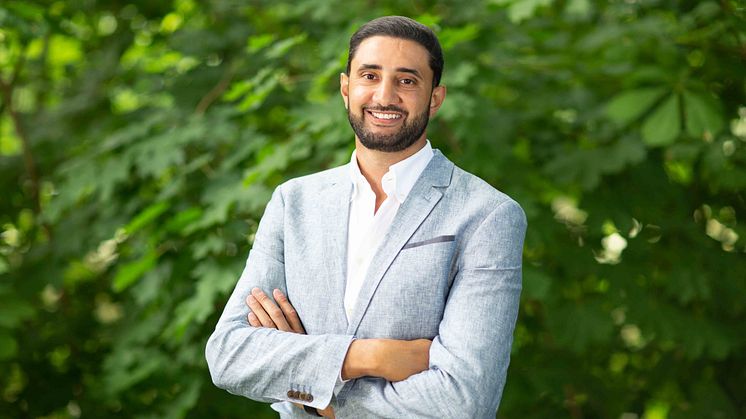 Inbjudan till presentation av boken First Eid - från ligist till aktad affärsman av Ahmad Eid