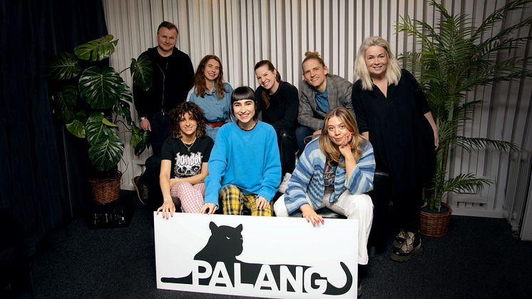 Foto Magnus Nilsson Nedre raden: Elsa Levahn, Laleh Pourkarim, Stella Ringdahl Övre raden: Leif Käck, Sofia Sandqvist, Jael Steinberg, Gustaf Thörn & Helene Wigren 