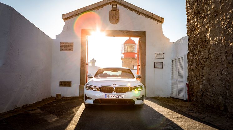 Helt nye BMW 330e Sedan