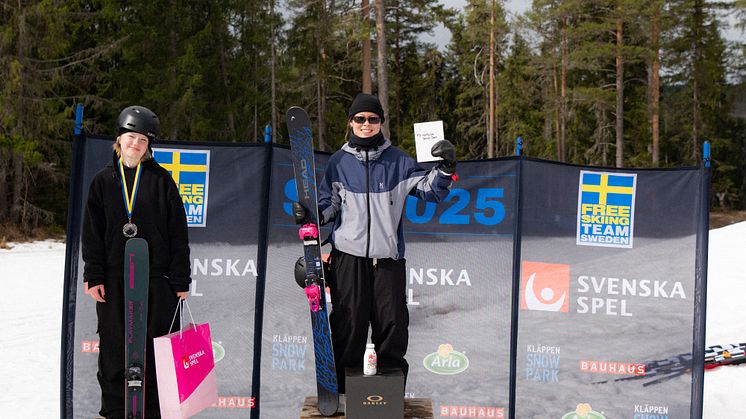 250411-SM-DAG-2-pall-senoir-foto-Daniel-Bernstål.jpg