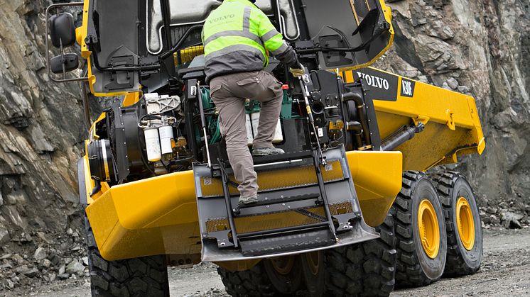 Volvo dumper F-serien - service