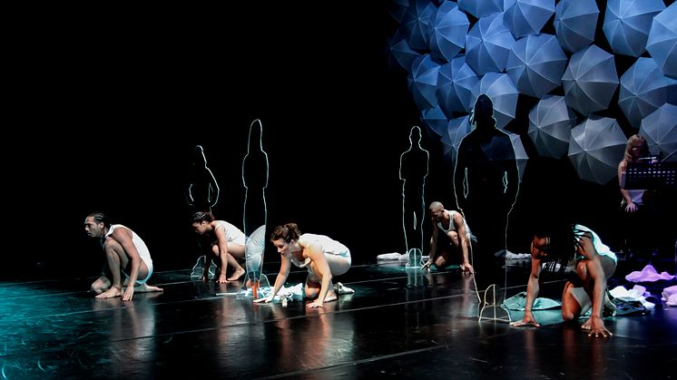 Scenkonst Sörmland gör succé i Sydafrika med I Hit the Ground Running – kommer snart till svenska scener!