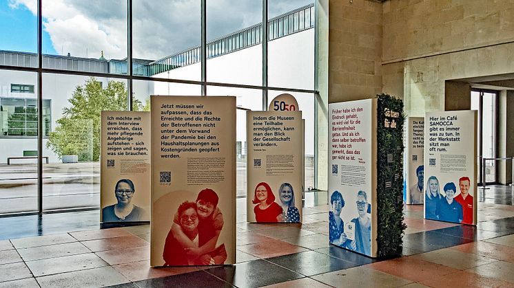 Die Ausstellung „Weil Vielfalt fetzt“ informiert unterhaltsam zum Thema Inklusion und ist vom 4.11.2024 bis zum 16.12.2024 an der TH Wildau zu sehen.