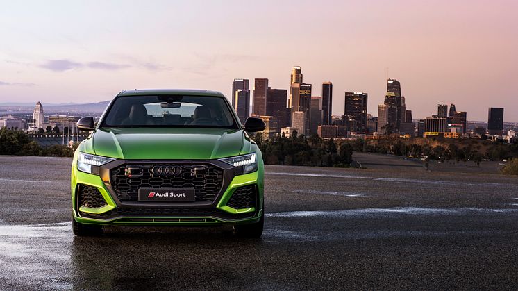 Audi RS Q8 (Javagrøn)