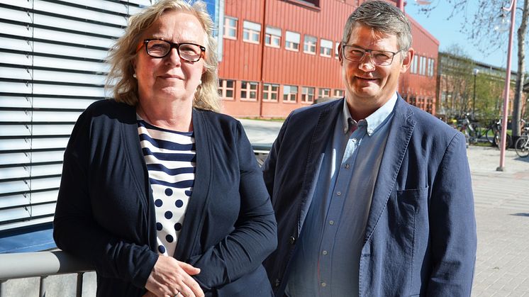Paula Wennberg och Jan-Olov Johansson Centrum för distansöverbryggande teknik (CDT)vid Luleå tekniska universitet. 